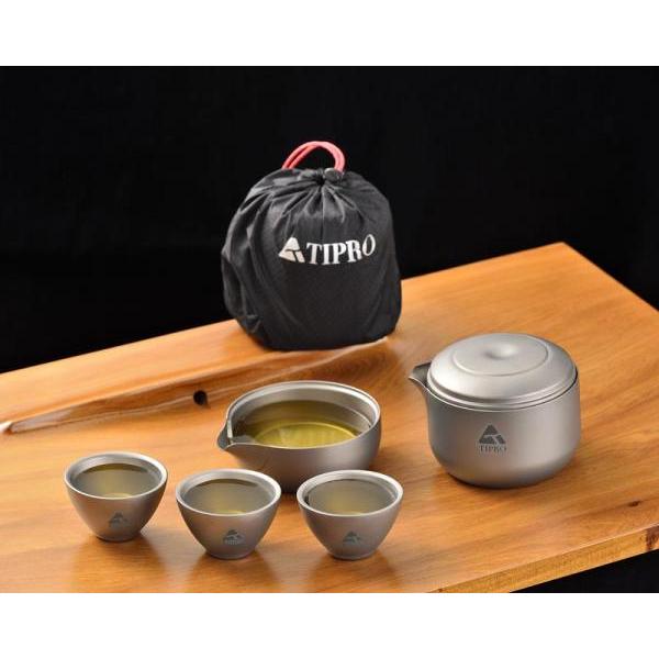 Titanium tea set